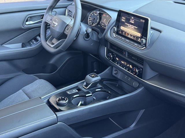 New 2026 Nissan Rogue SV AWD/4WD image 8