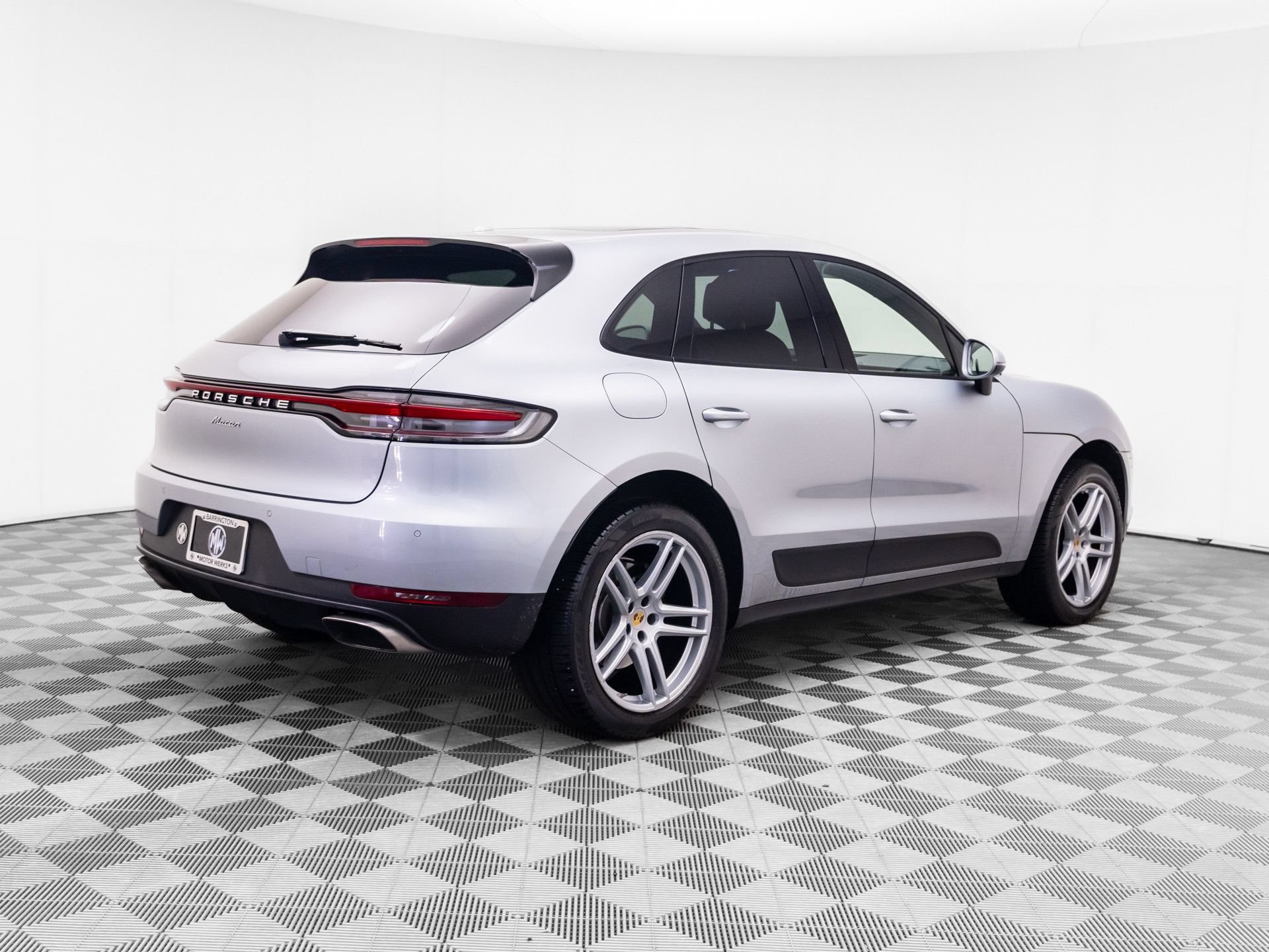 Used 2020 Porsche Macan AWD/4WD image 8