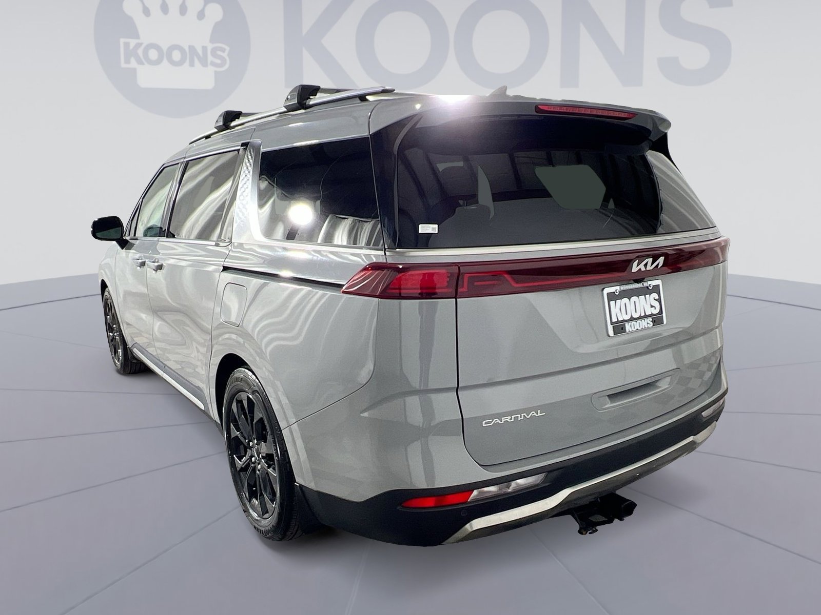 Used 2024 Kia Carnival SX Prestige image 4