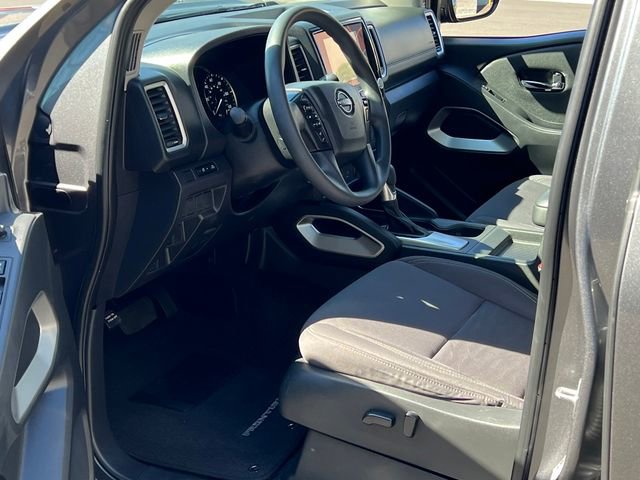 Certified 2023 Nissan Frontier SV w/ Tow Package image 11