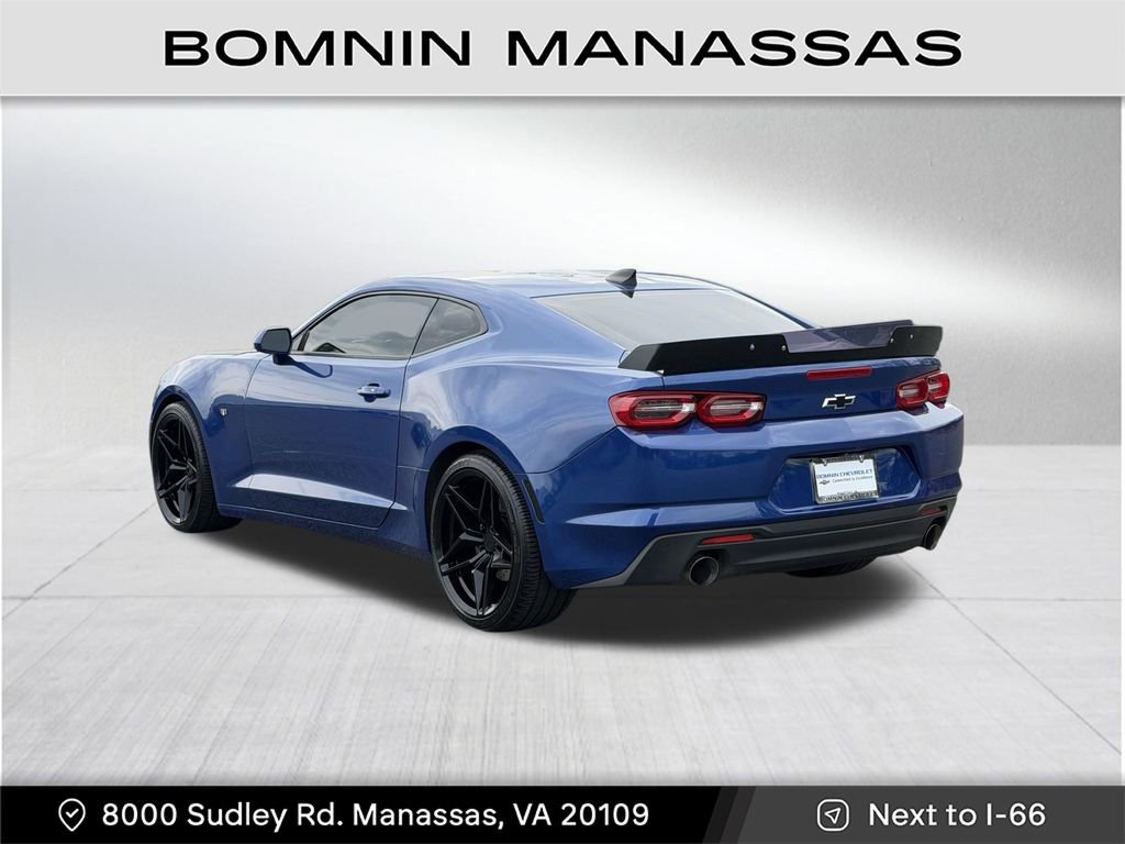 Used 2019 Chevrolet Camaro LT image 4