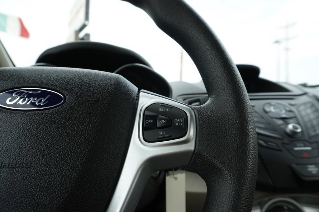 Used 2017 Ford Fiesta SE FWD image 21