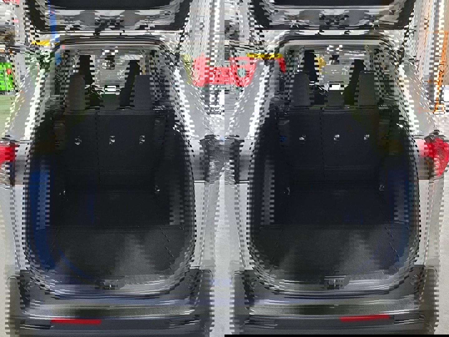 Used 2024 Toyota RAV4 LE image 23