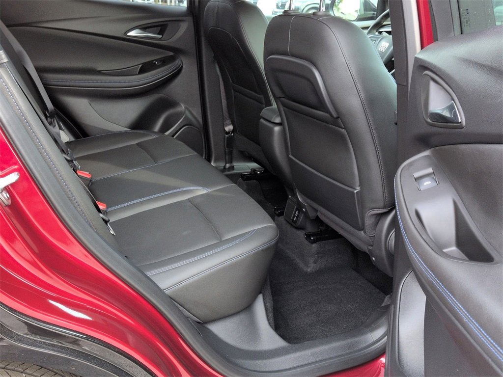 Used 2025 Buick Encore GX Sport Touring w/ Comfort Package image 18