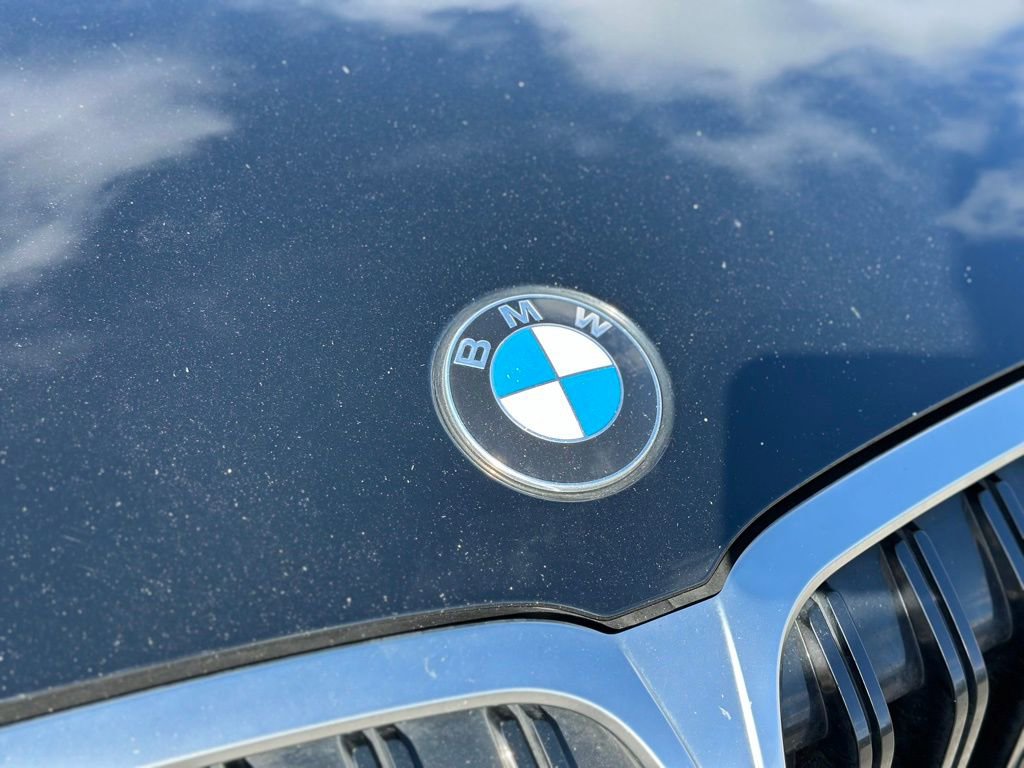 Used 2023 BMW 330i xDrive Sedan w/ Premium Package AWD/4WD image 11