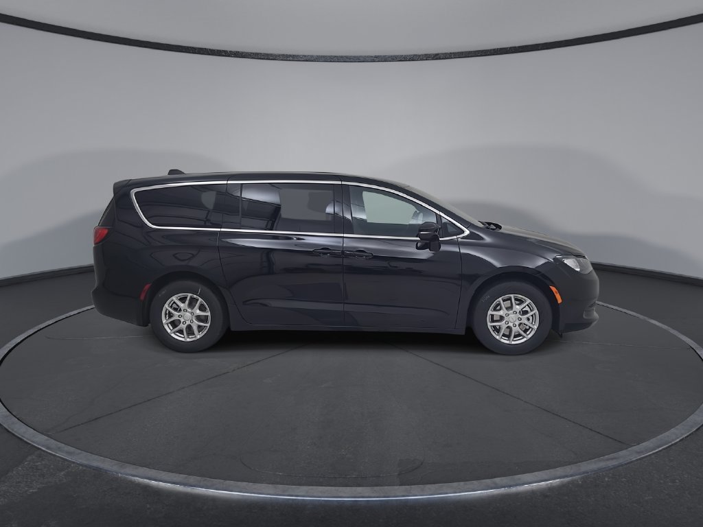 New 2027 Chrysler Pacifica LX FWD image 17