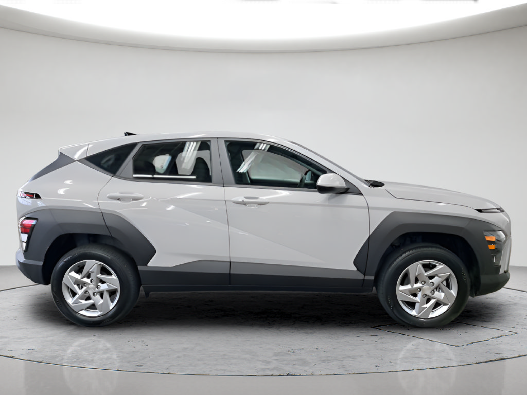 New 2026 Hyundai Kona SE AWD/4WD image 4