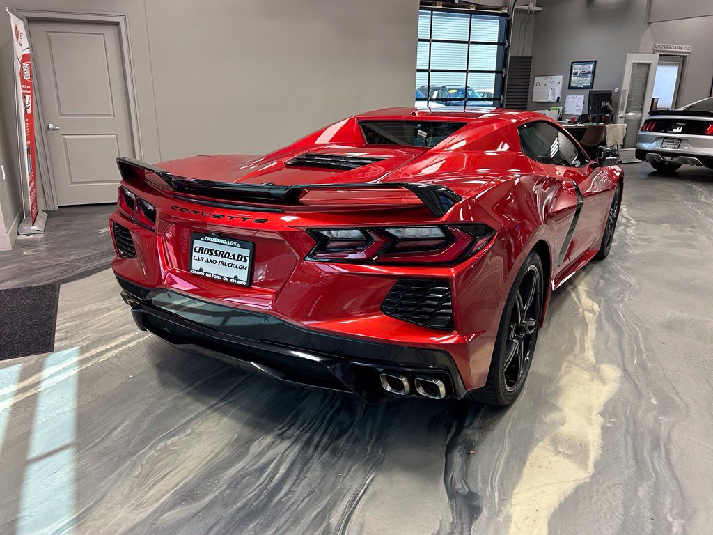 Used 2022 Chevrolet Corvette Stingray Preferred Conv w/ Z51 Performance Package RWD image 33