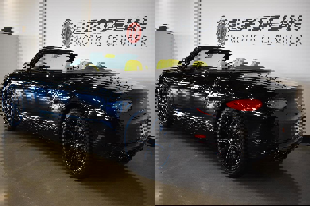 Used 2021 Bentley Continental GT image 14