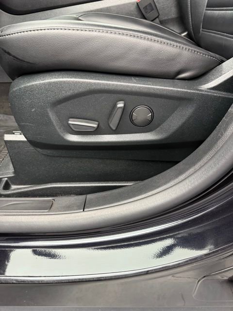 Used 2022 Ford Edge SEL w/ Convenience Package image 38