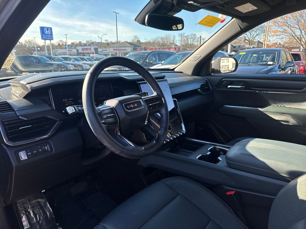 Used 2024 GMC Acadia AT4 w/ Luxury Package image 15