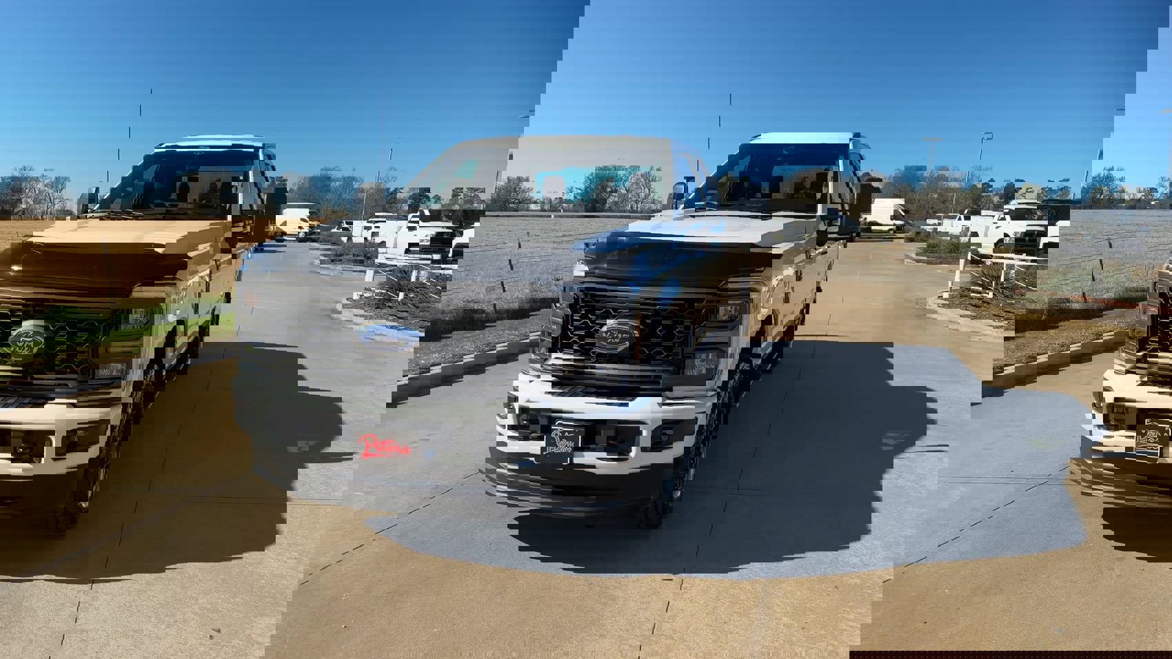 Used 2024 Ford F250 XL w/ STX Appearance Package image 3