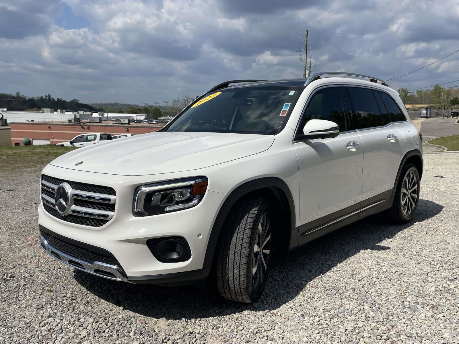 Used 2022 Mercedes-Benz GLB 250 4MATIC w/ Premium Package Lite image 23