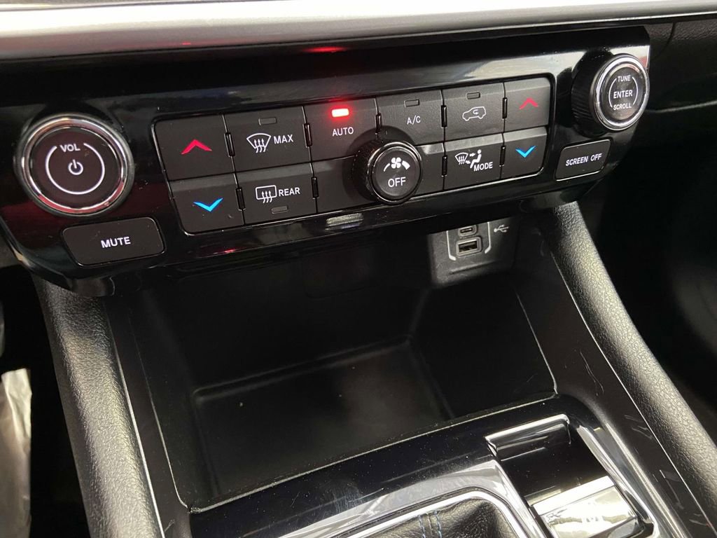 Used 2022 Jeep Compass Latitude w/ Convenience Group image 25