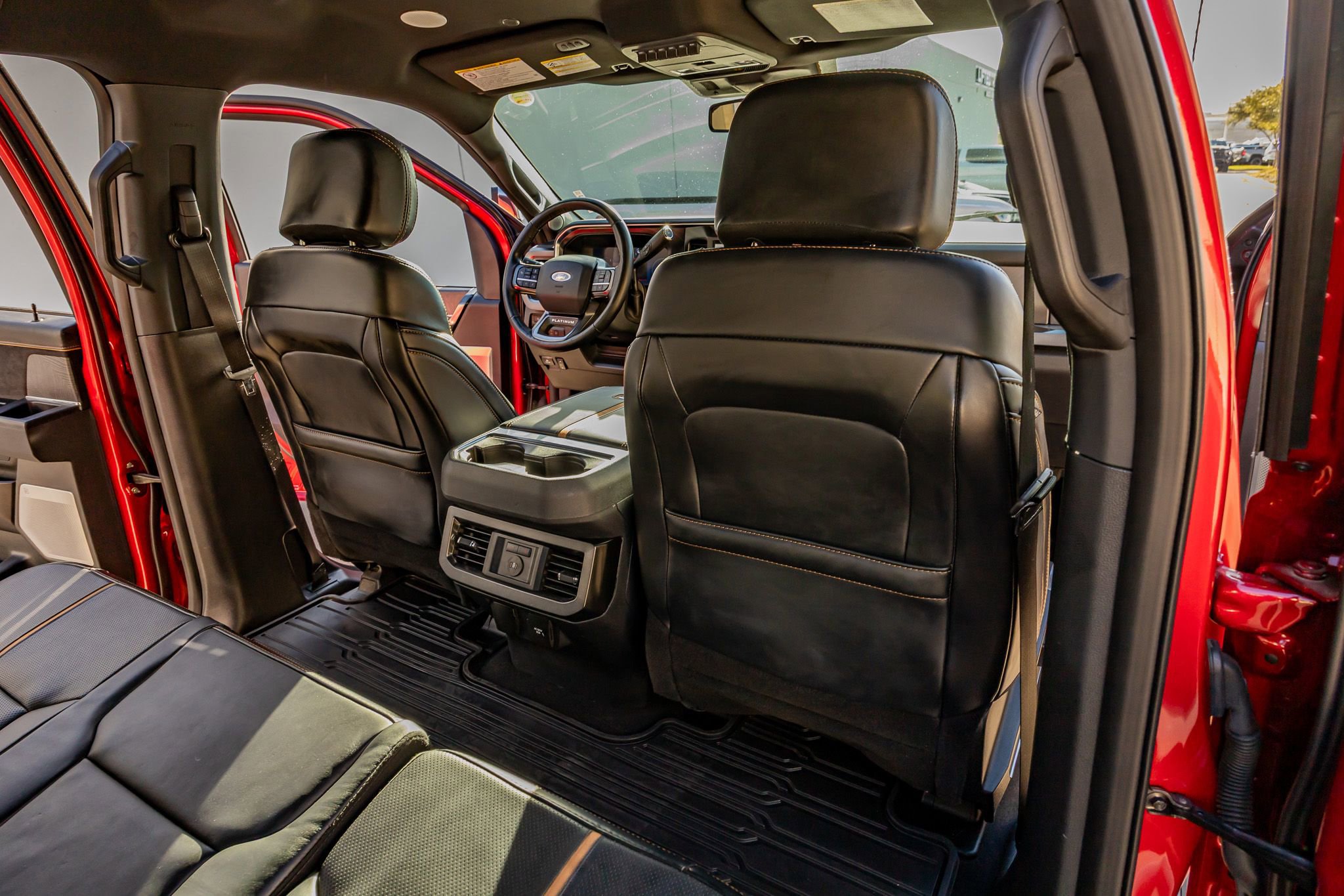 Used 2024 Ford F350 Platinum image 30