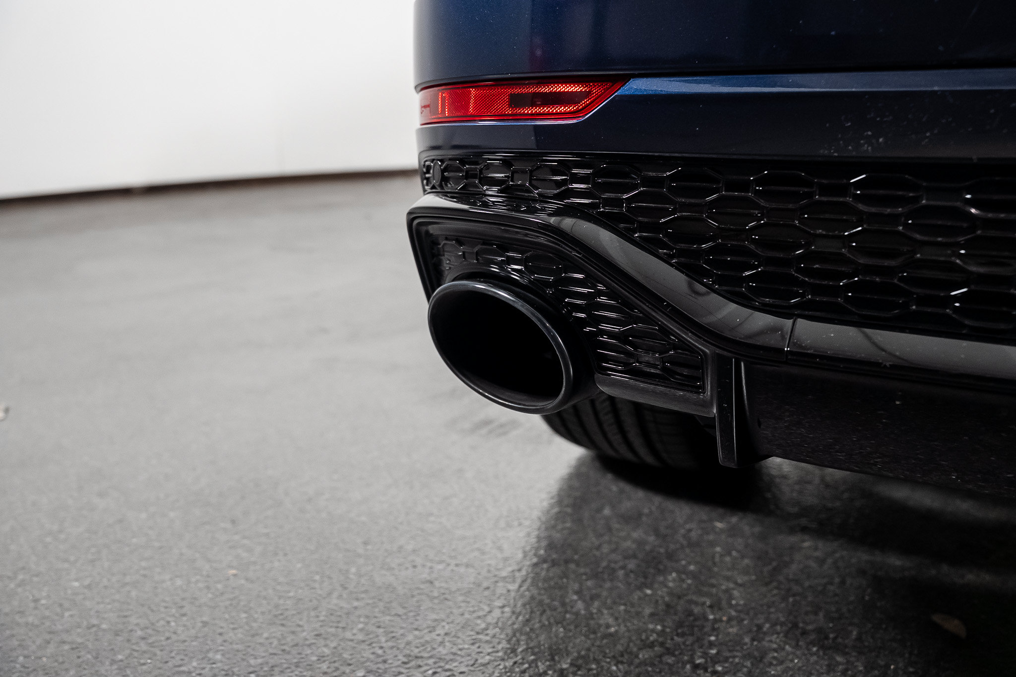 Used 2024 Audi RS Q8 AWD/4WD image 29