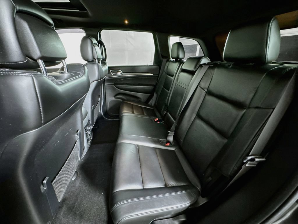 Used 2020 Jeep Grand Cherokee Limited w/ Premium Lighting Group AWD/4WD image 25