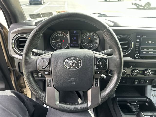 Used 2020 Toyota Tacoma TRD Off-Road AWD/4WD image 13