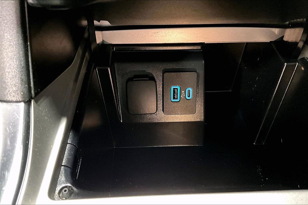 Used 2023 Ford Explorer XLT w/ Equipment Group 202A image 30