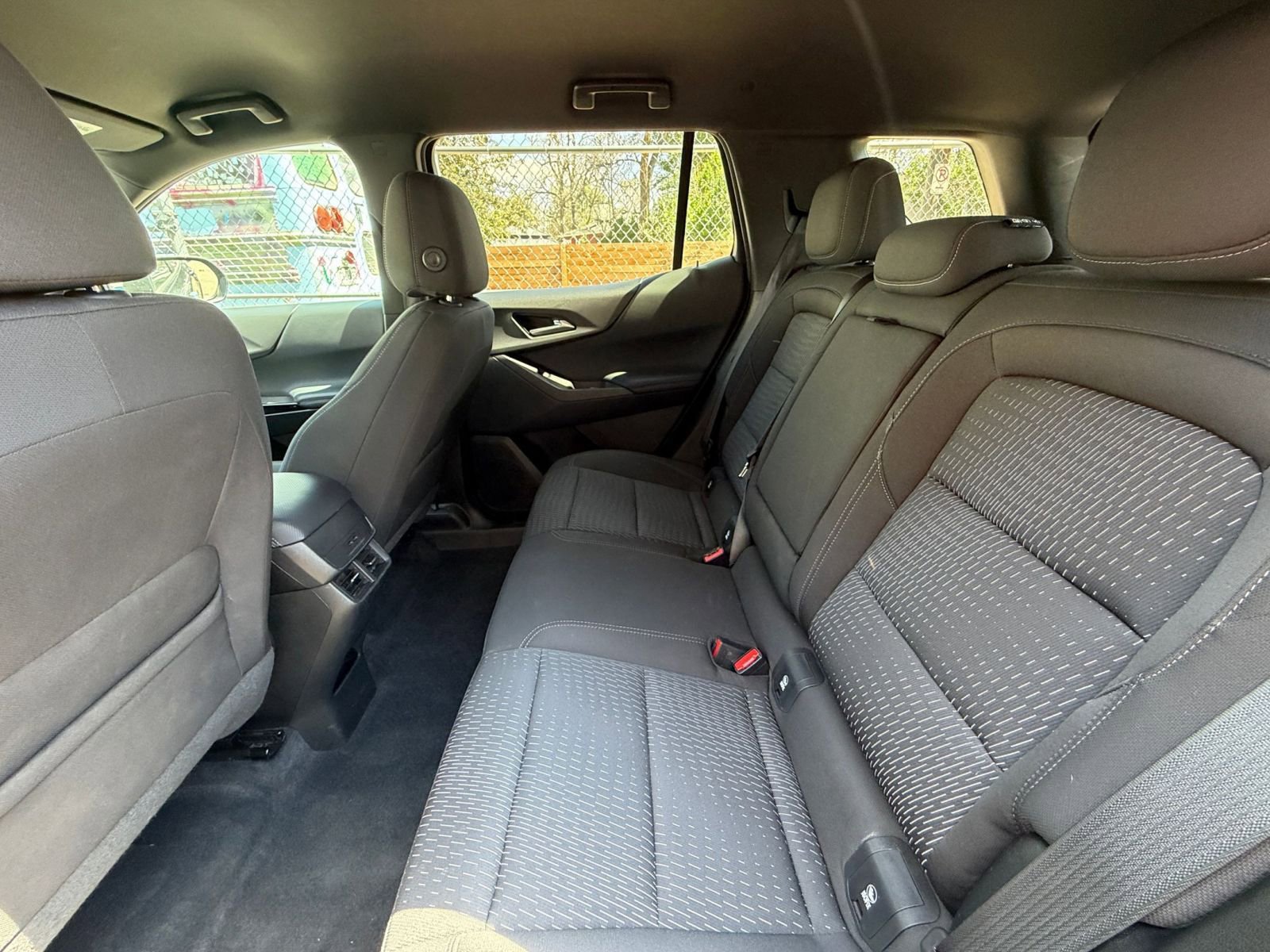 Used 2025 Chevrolet Equinox LT AWD/4WD image 24