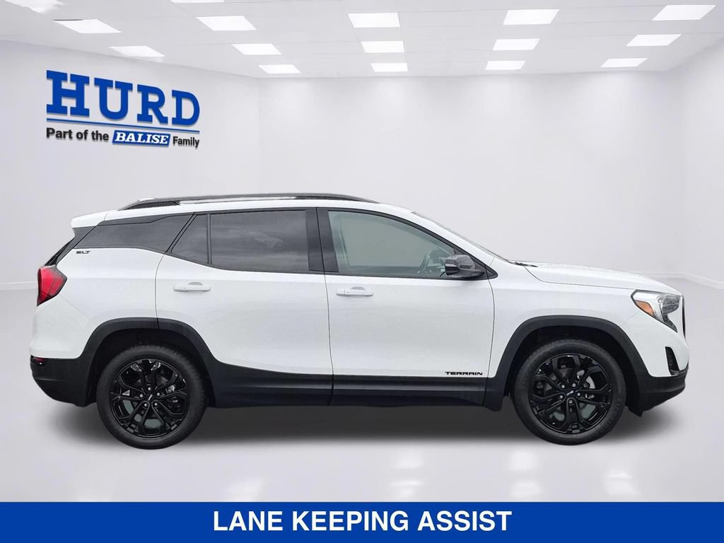 Used 2021 GMC Terrain SLT w/ Infotainment Package II AWD/4WD image 3