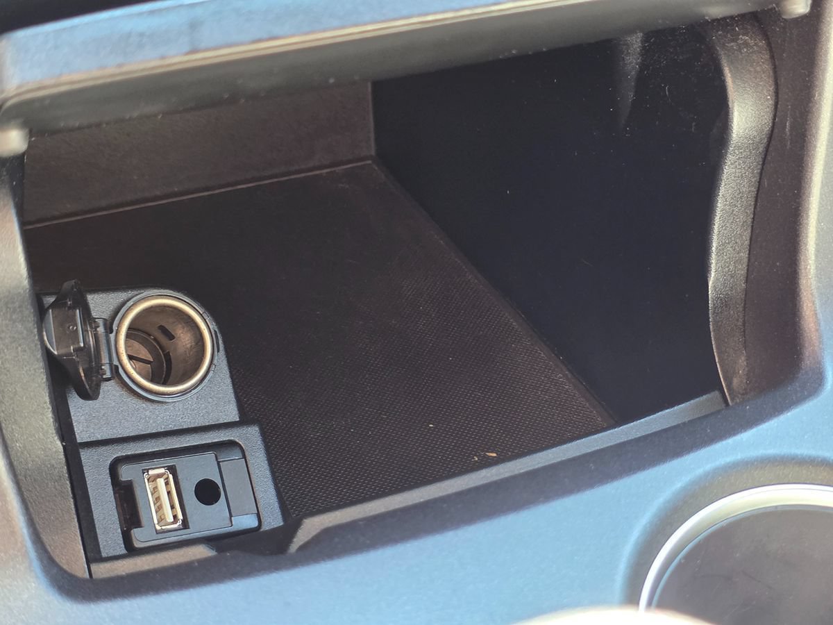 Used 2017 Toyota Camry LE FWD image 38