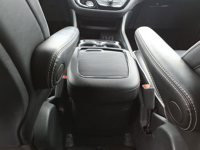 Used 2025 Chrysler Pacifica Limited FWD image 15