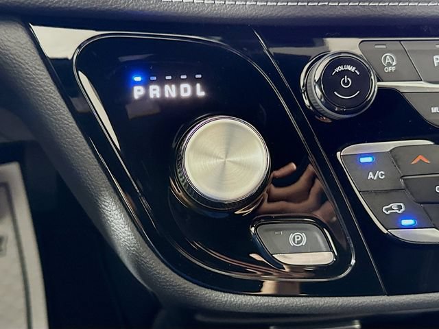 New 2026 Chrysler Pacifica Select w/ S Appearance Package FWD image 16