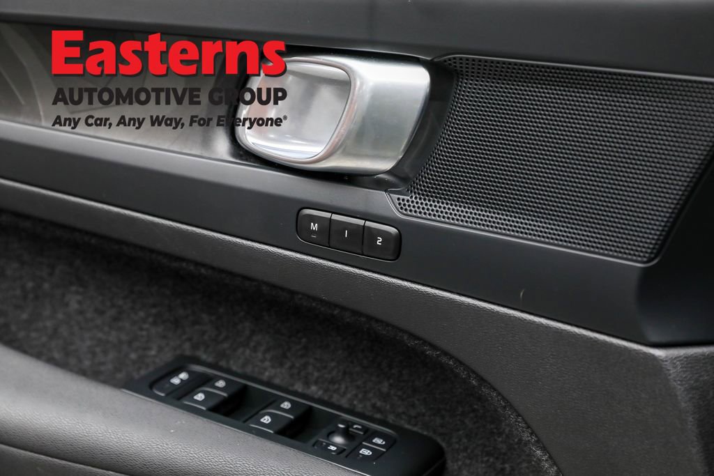 Used 2023 Volvo C40 P8 Recharge Plus w/ Climate Package image 31