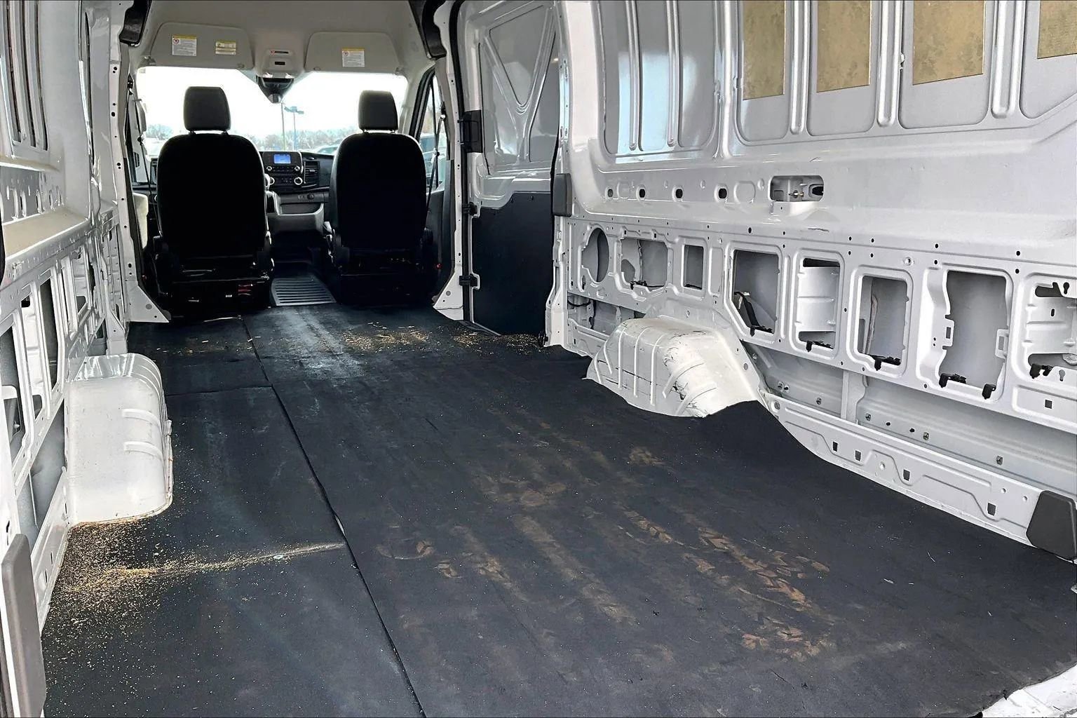 Certified 2024 Ford Transit 250 148 High Roof Extended image 32