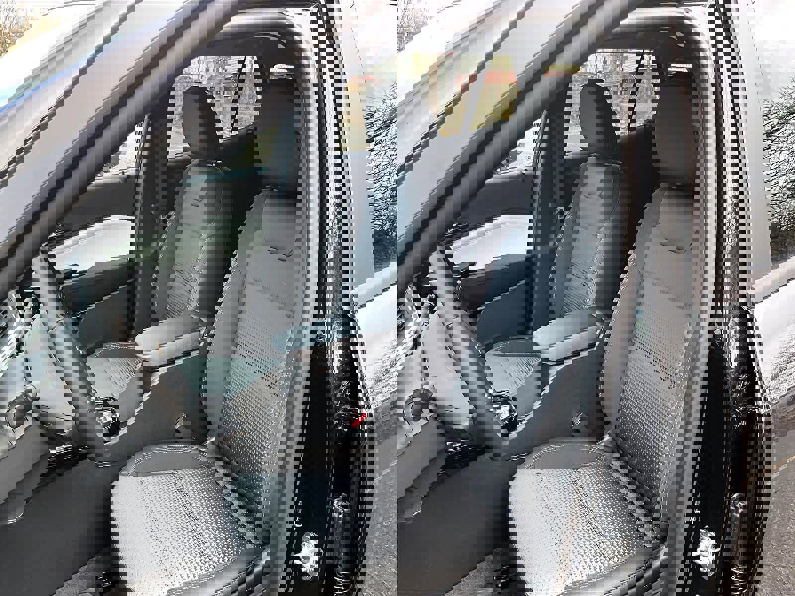 New 2026 Chevrolet Trax LT w/ LT Convenience Package FWD image 11