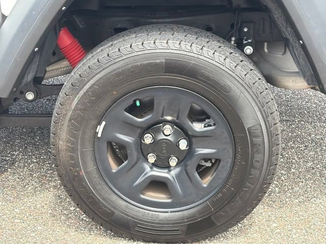 Used 2024 Jeep Gladiator Sport AWD/4WD image 31