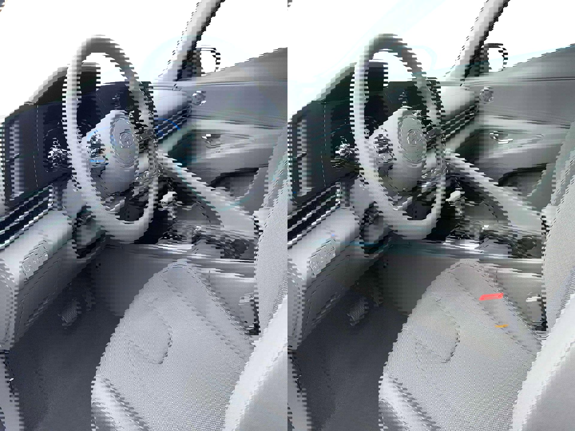 New 2026 Hyundai Elantra SE image 14