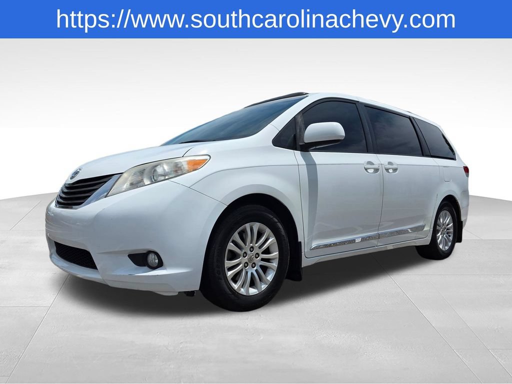 Used 2011 Toyota Sienna XLE FWD image 37