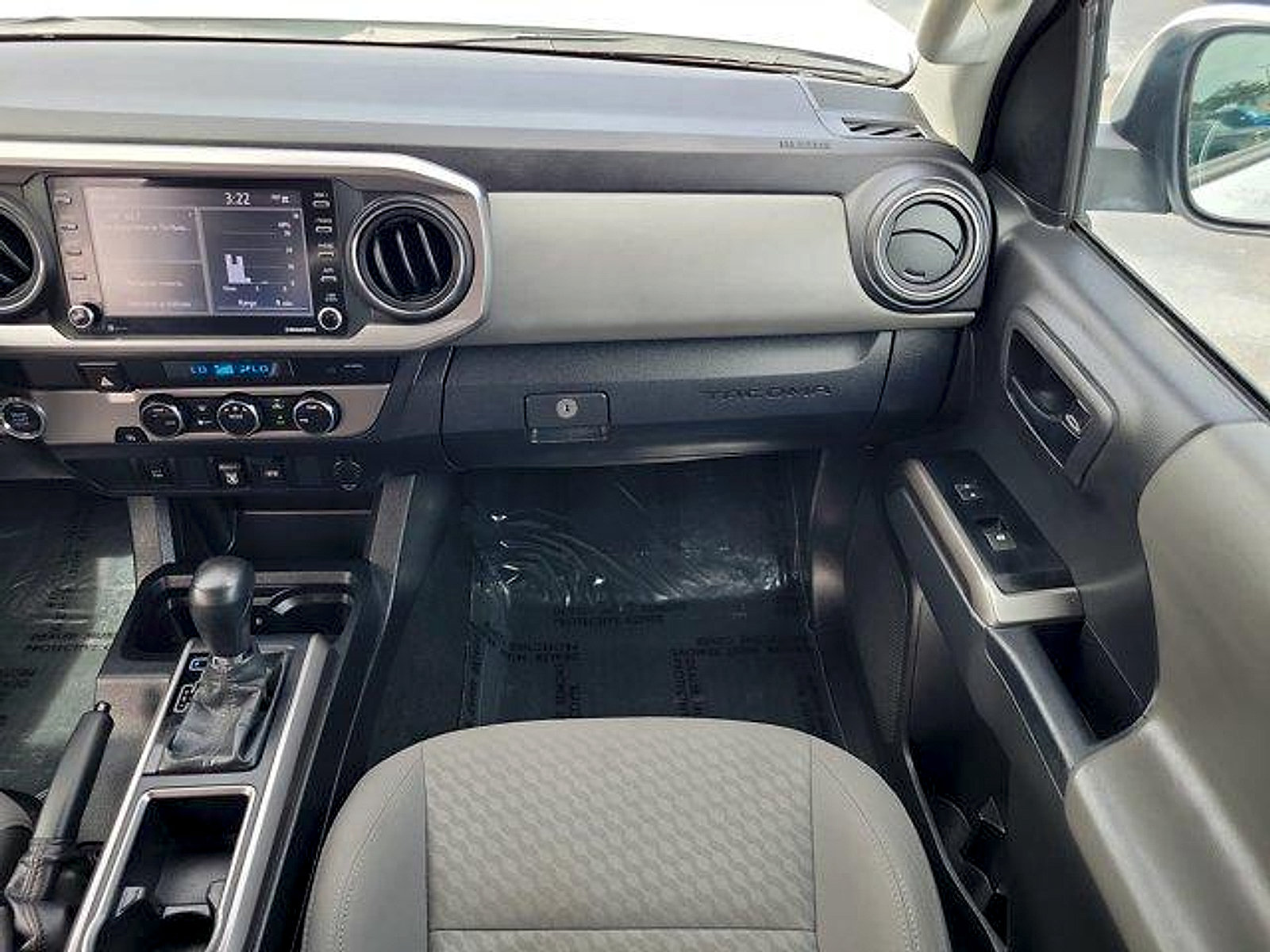 Used 2023 Toyota Tacoma SR5 RWD image 16