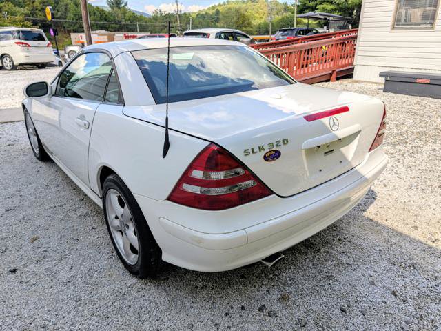 Used 2002 Mercedes-Benz SLK 320 image 11