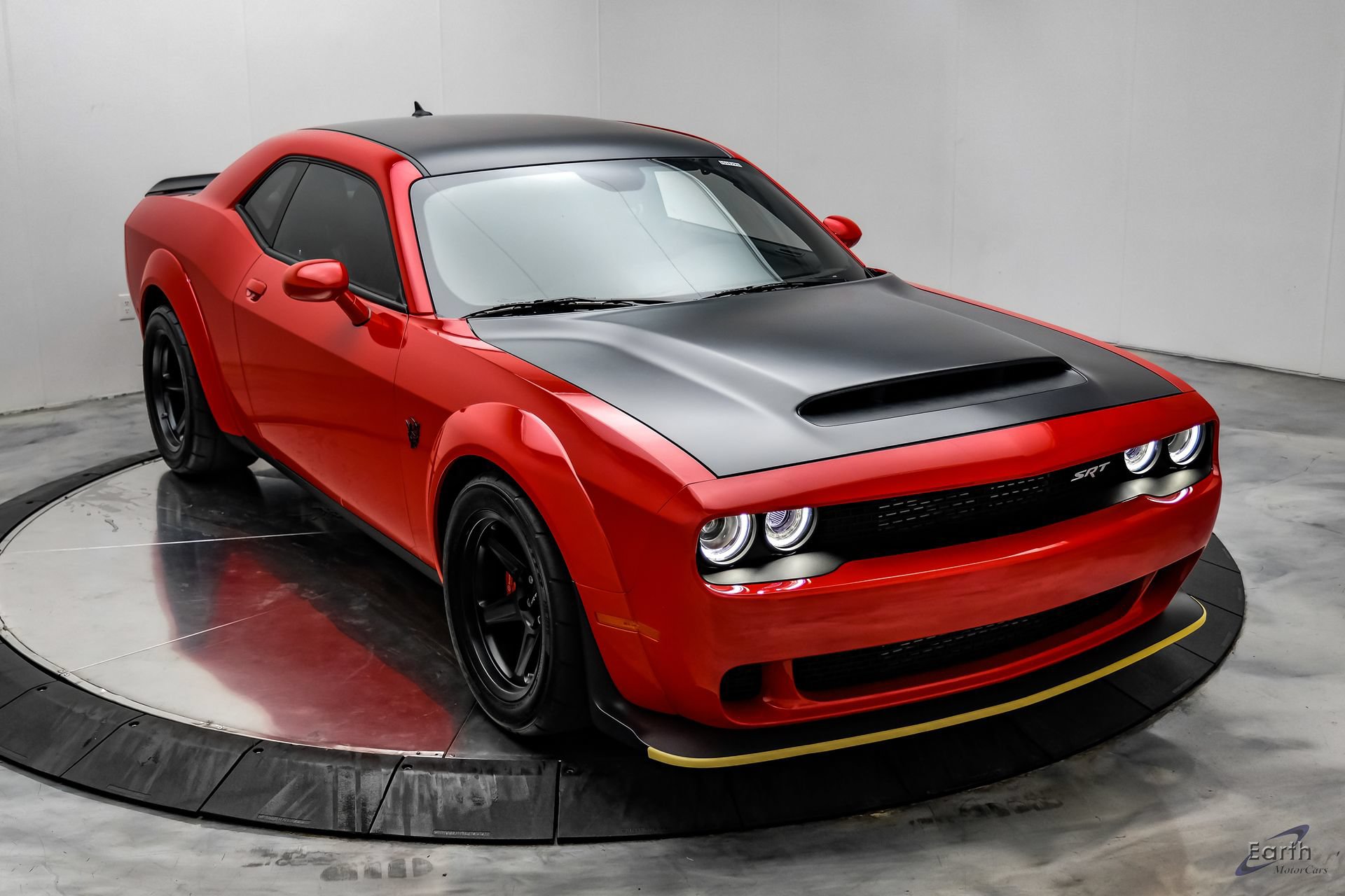 Used 2018 Dodge Challenger SRT Demon RWD image 29