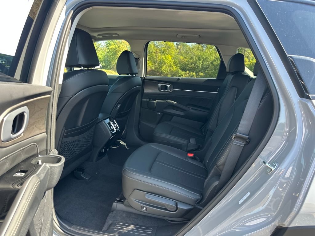 New 2026 Kia Sorento SX image 14