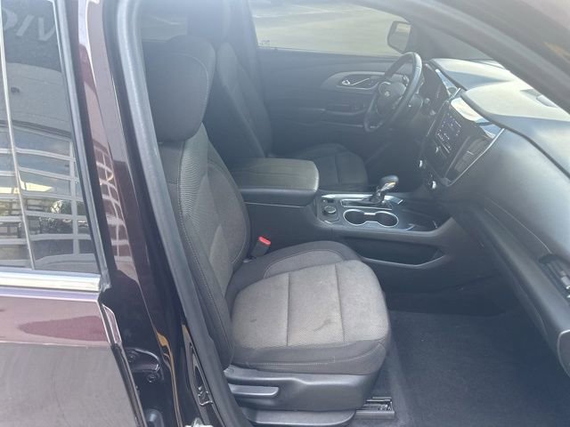 Used 2023 Chevrolet Traverse LT FWD image 35