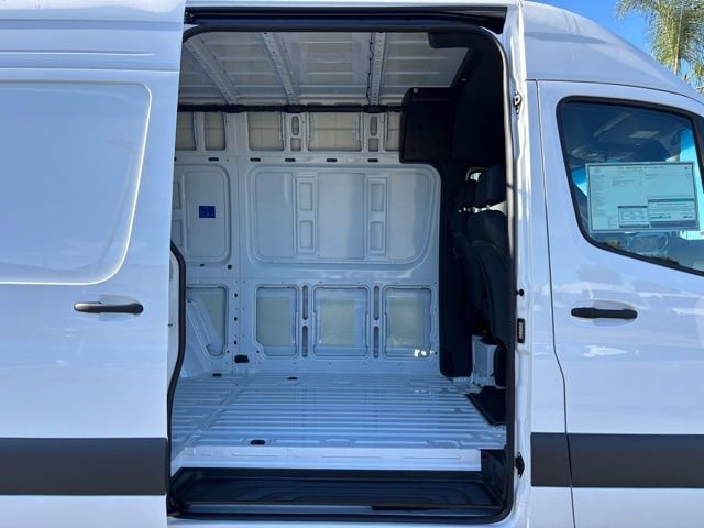 New 2026 Mercedes-Benz Sprinter 144 Cargo image 27