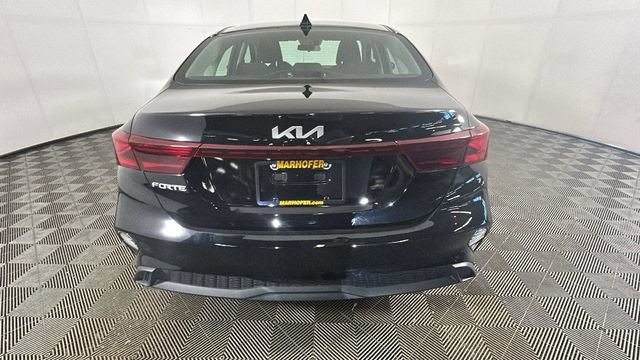 Used 2024 Kia Forte LXS w/ LXS Technology Package FWD image 3