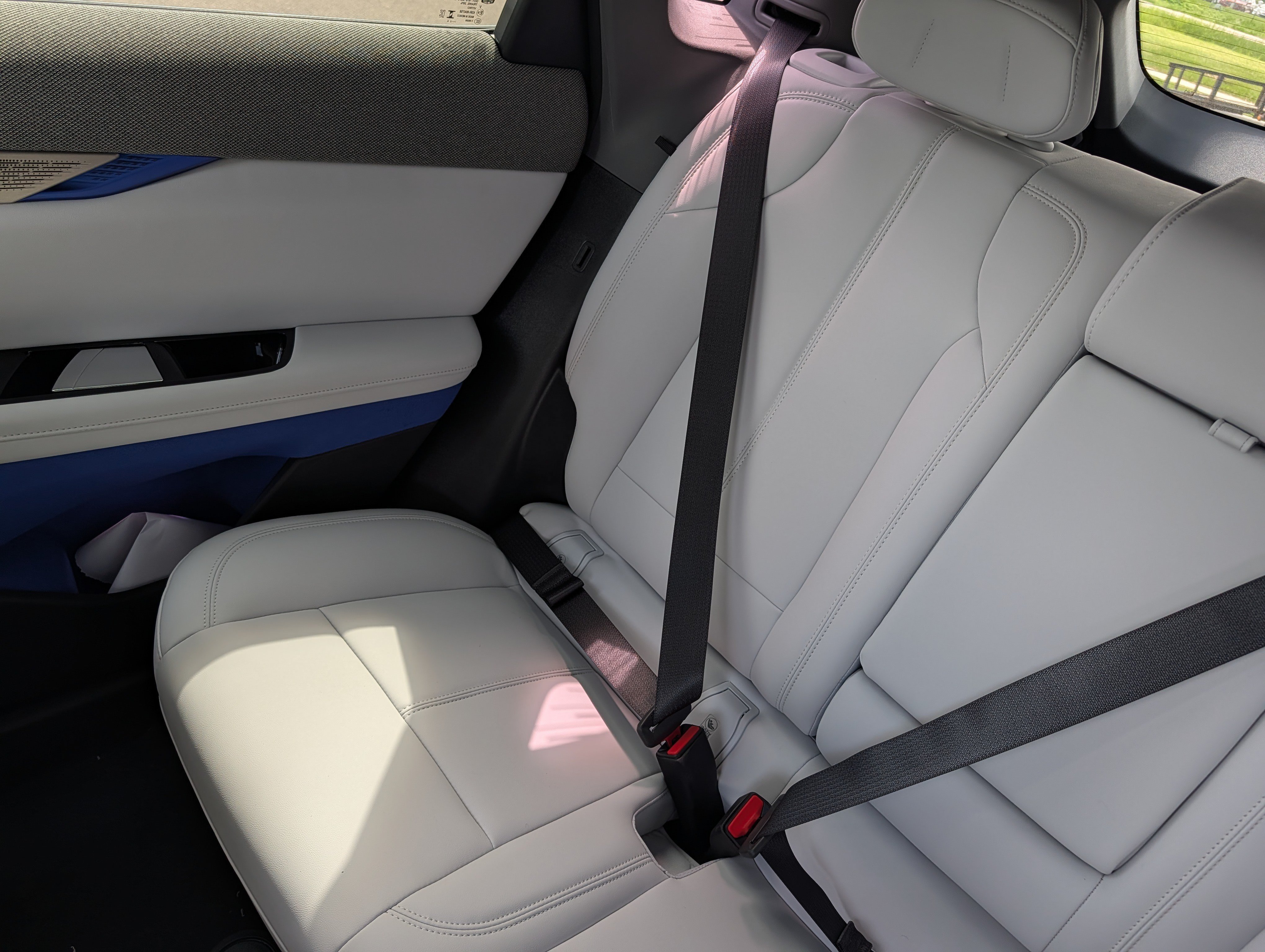 Used 2026 Cadillac Optiq Luxury 1 w/ LPO, Floor Liner Package AWD/4WD image 14