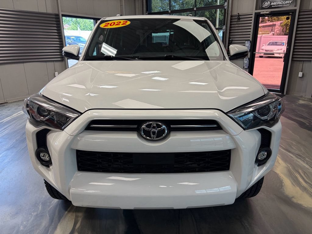 Used 2022 Toyota 4Runner SR5 Premium w/ Moonroof Package AWD/4WD image 46