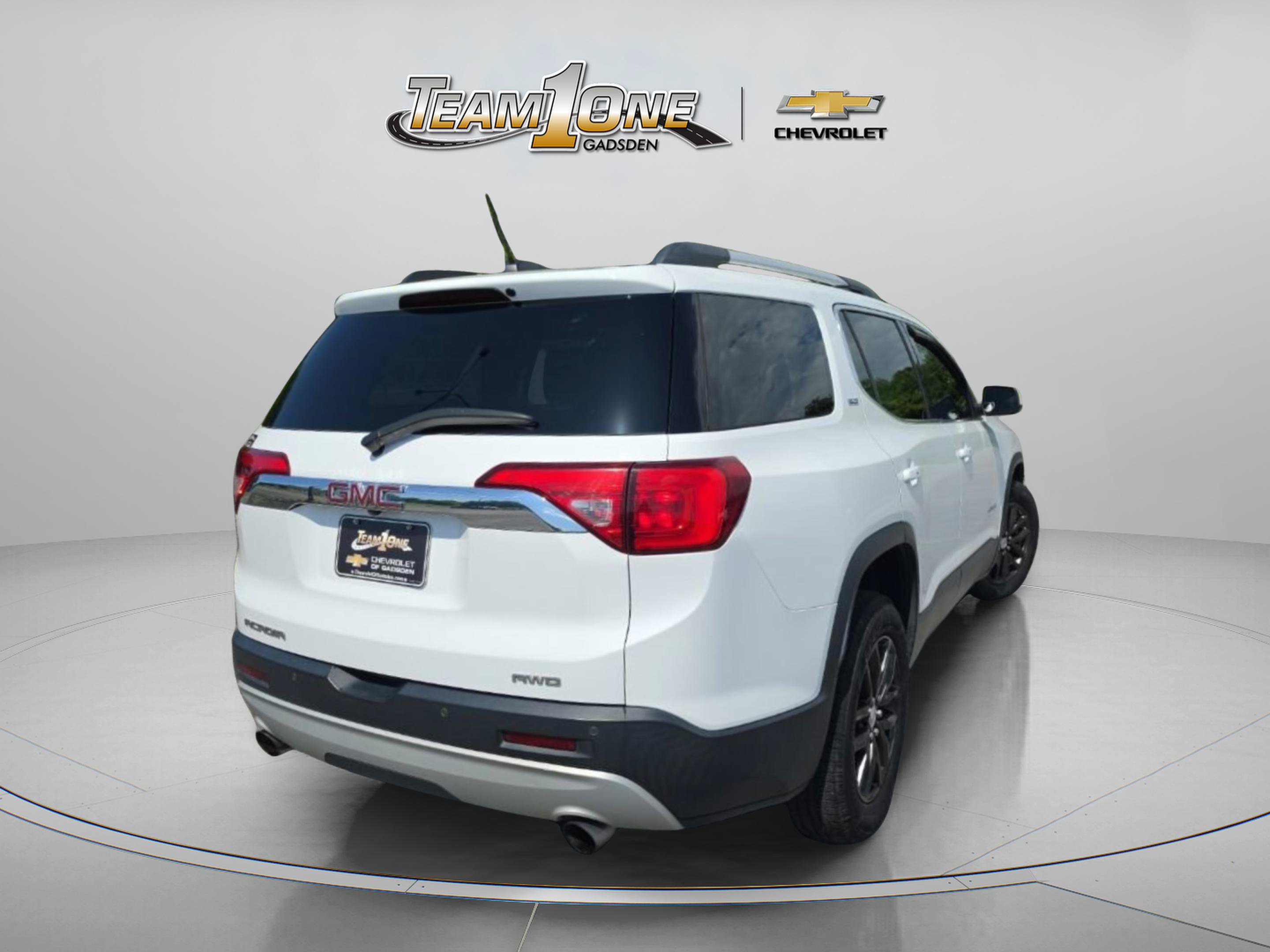 Used 2018 GMC Acadia SLT AWD/4WD image 8