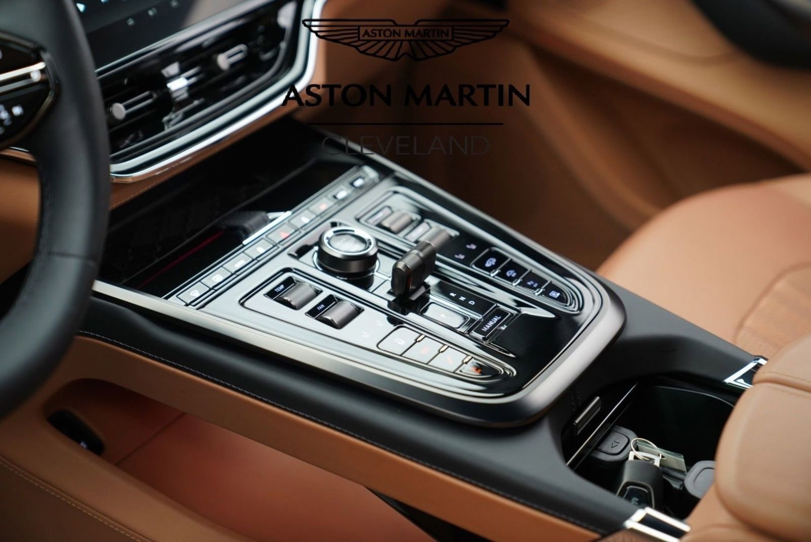 Used 2025 Aston Martin DBX 707 AWD/4WD image 39