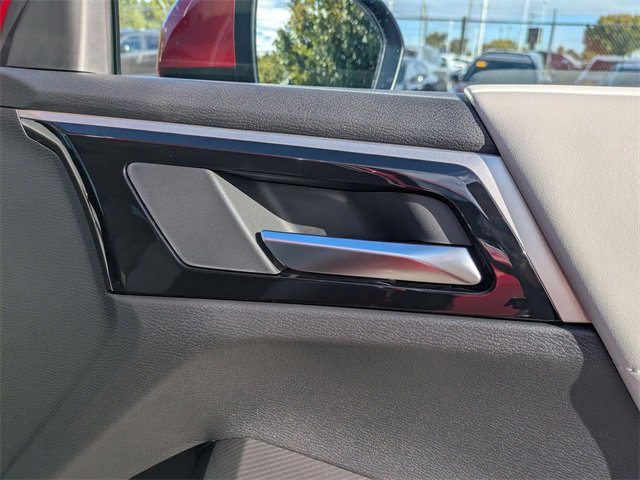 New 2025 Mitsubishi Outlander SE image 33