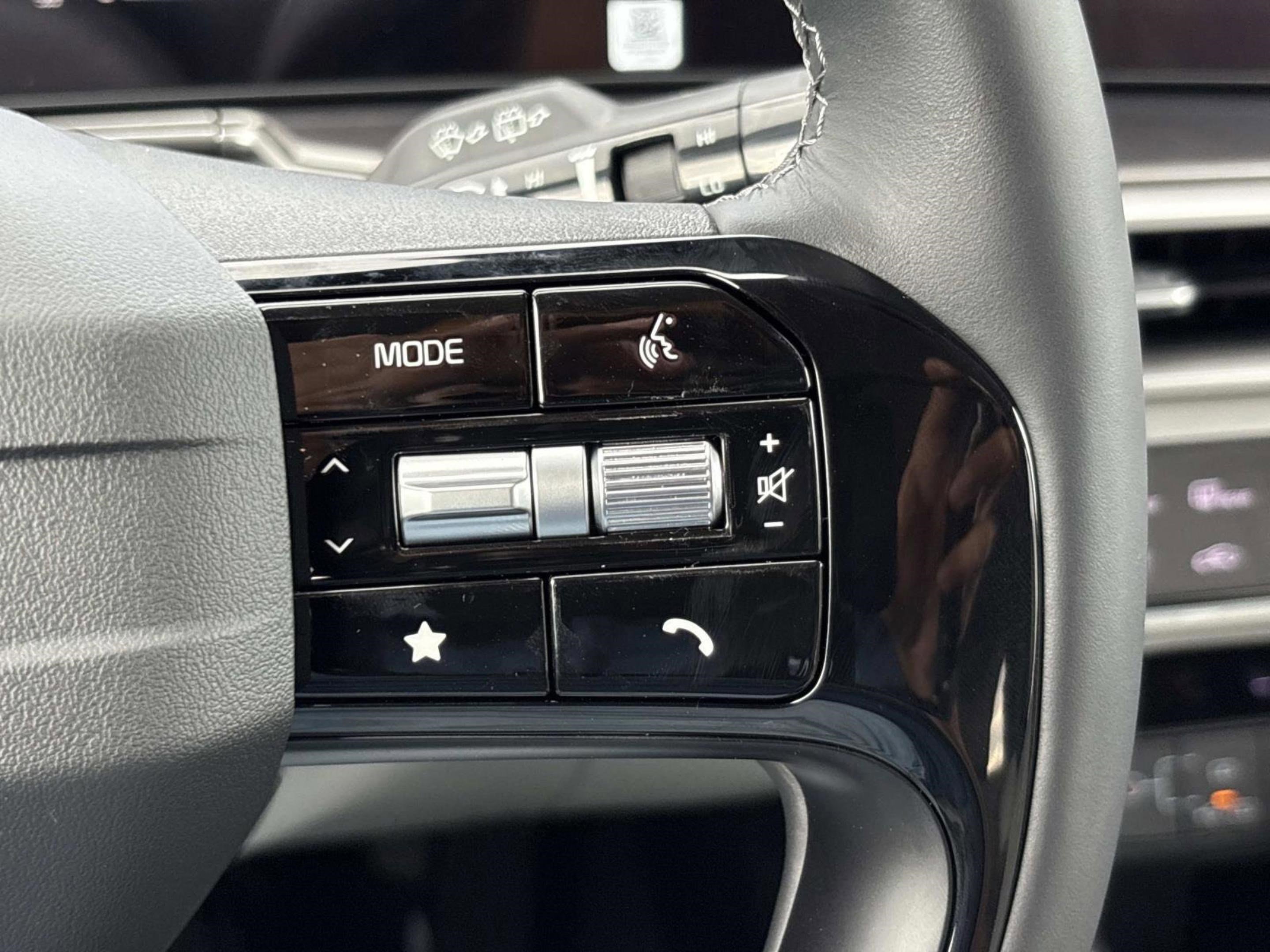 New 2026 Kia Sorento S image 24