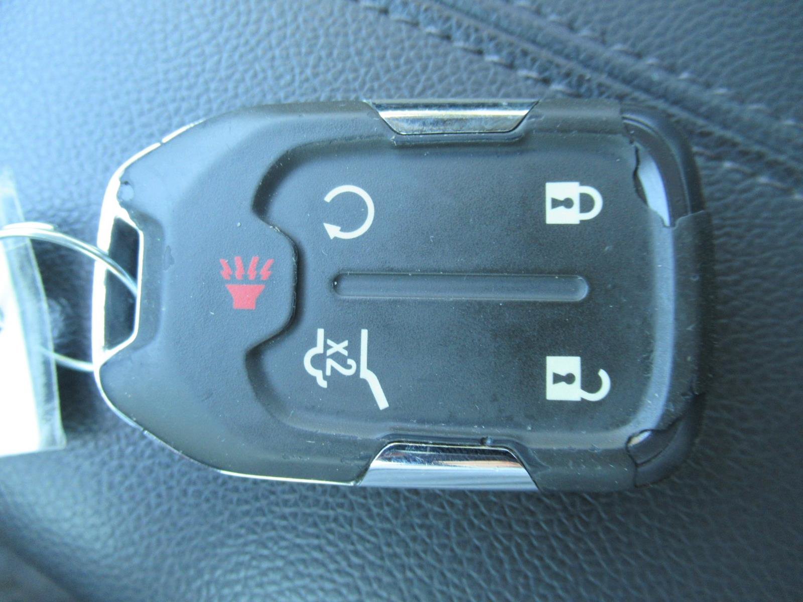 Used 2024 GMC Terrain SLT AWD/4WD image 33
