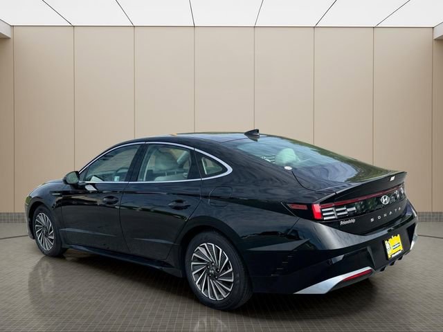 New 2025 Hyundai Sonata SEL FWD image 4