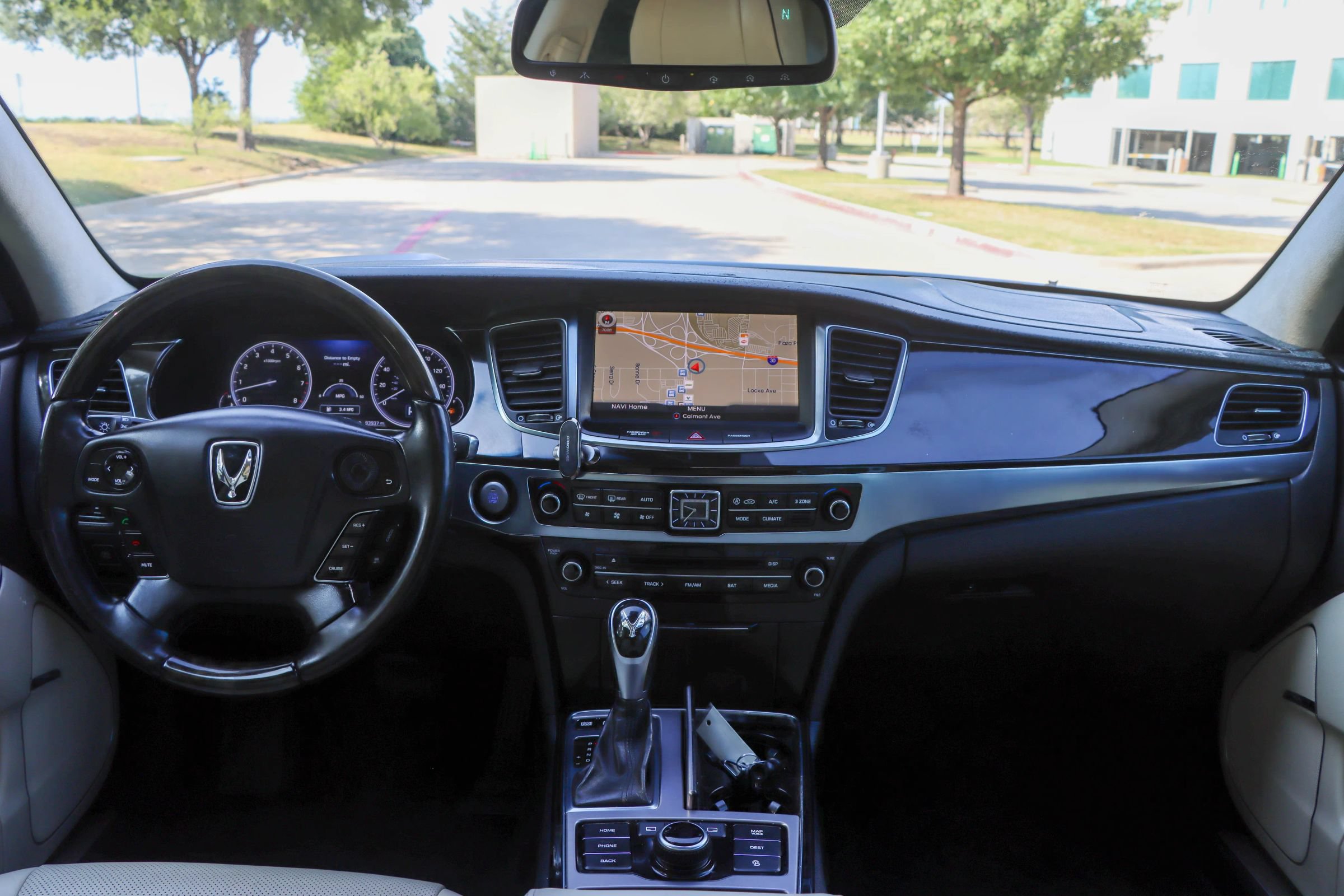 Used 2016 Hyundai Equus Ultimate RWD image 26